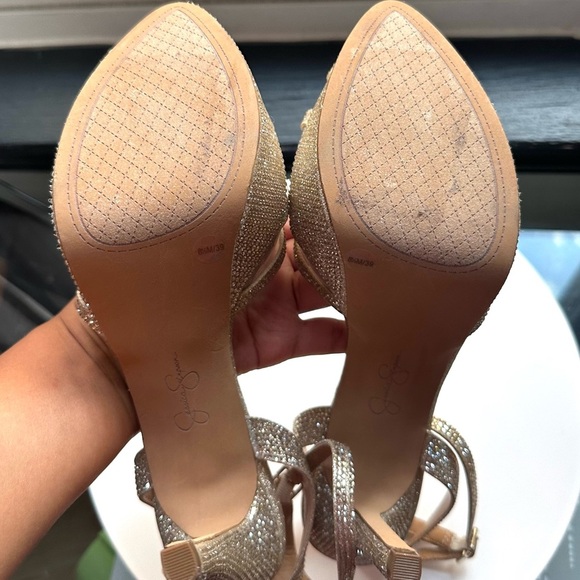 🌸JESSICA SIMPSON🌸 Women's Oluina Embellished
Platform Pump Size: 8.5 - Picture 13 of 13